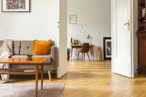 Hogar que cuenta con el seguro de hogar esencial para cubrir los bienes de la casa y la vivienda